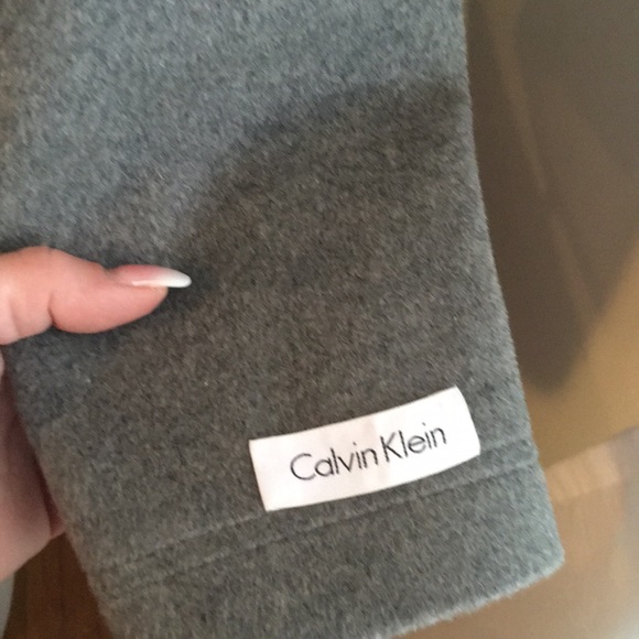 Gray coat - Picture 2 of 2